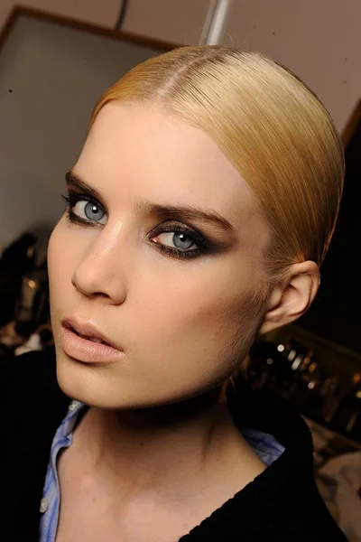 Look 8
